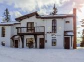 Situată în stațiunea Rânca, la 300 de metri de pârtia de schi, PGM Spa & Lounge vă oferă un cadru intim de cazare și relaxare.