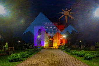 Novaci City Hall Night 2024