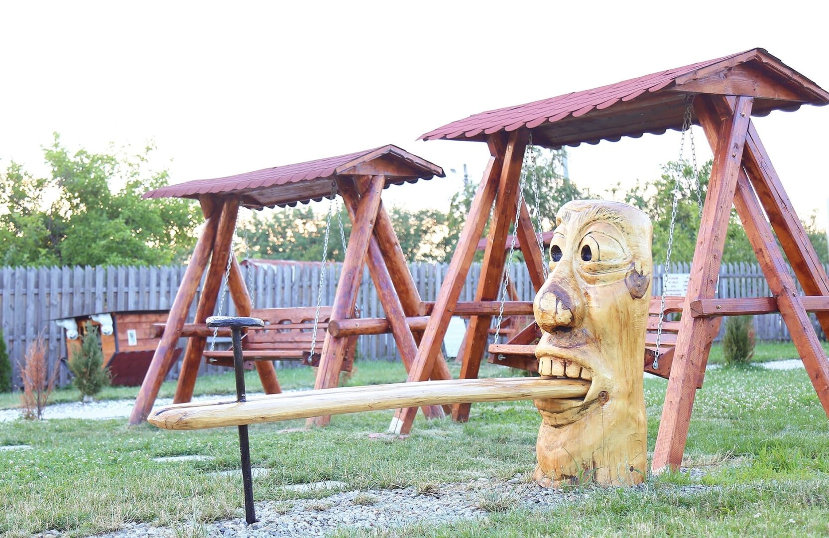 Căsuța Răsturnată